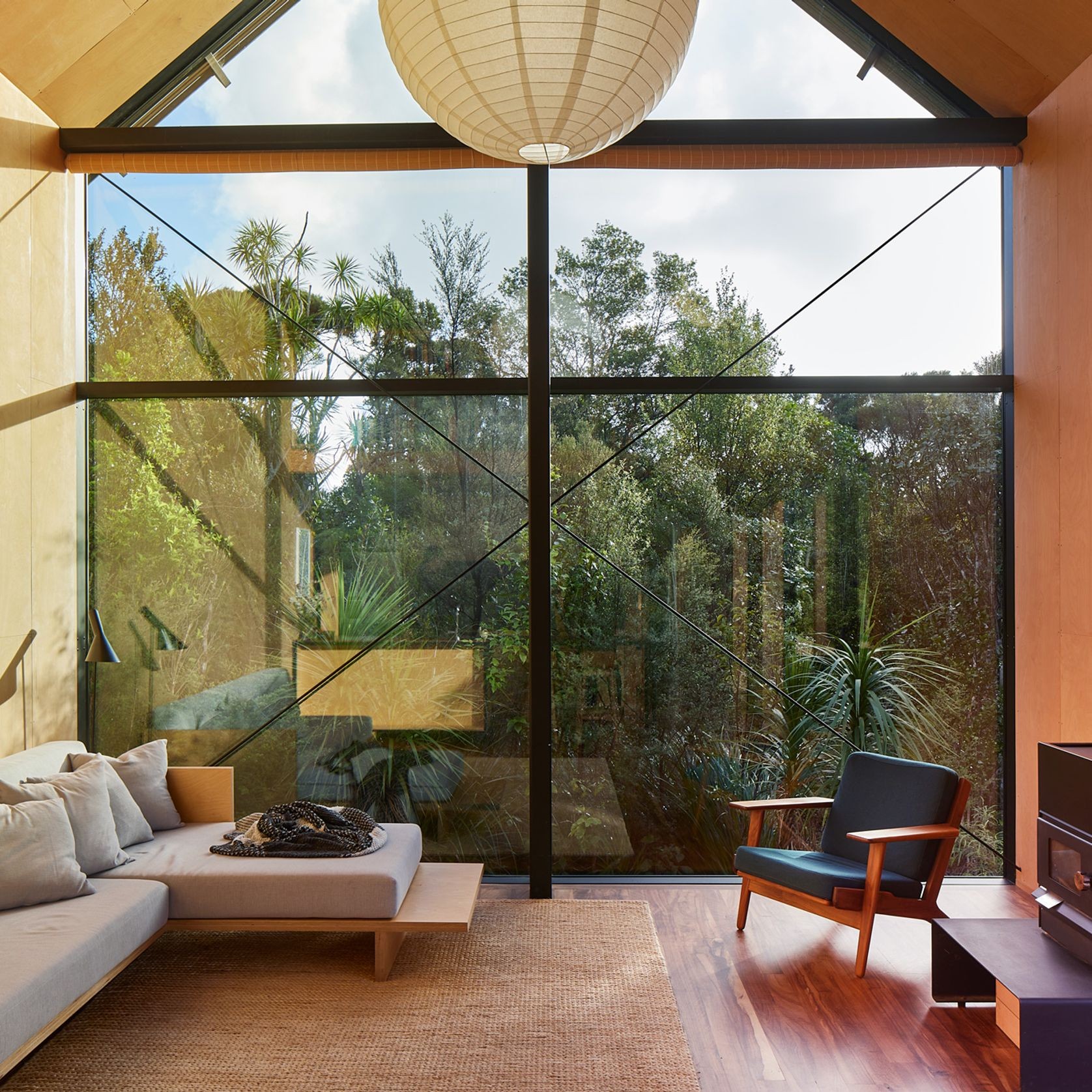 Low E Xtreme™ - Clear Solar Control Thermal Glass gallery detail image