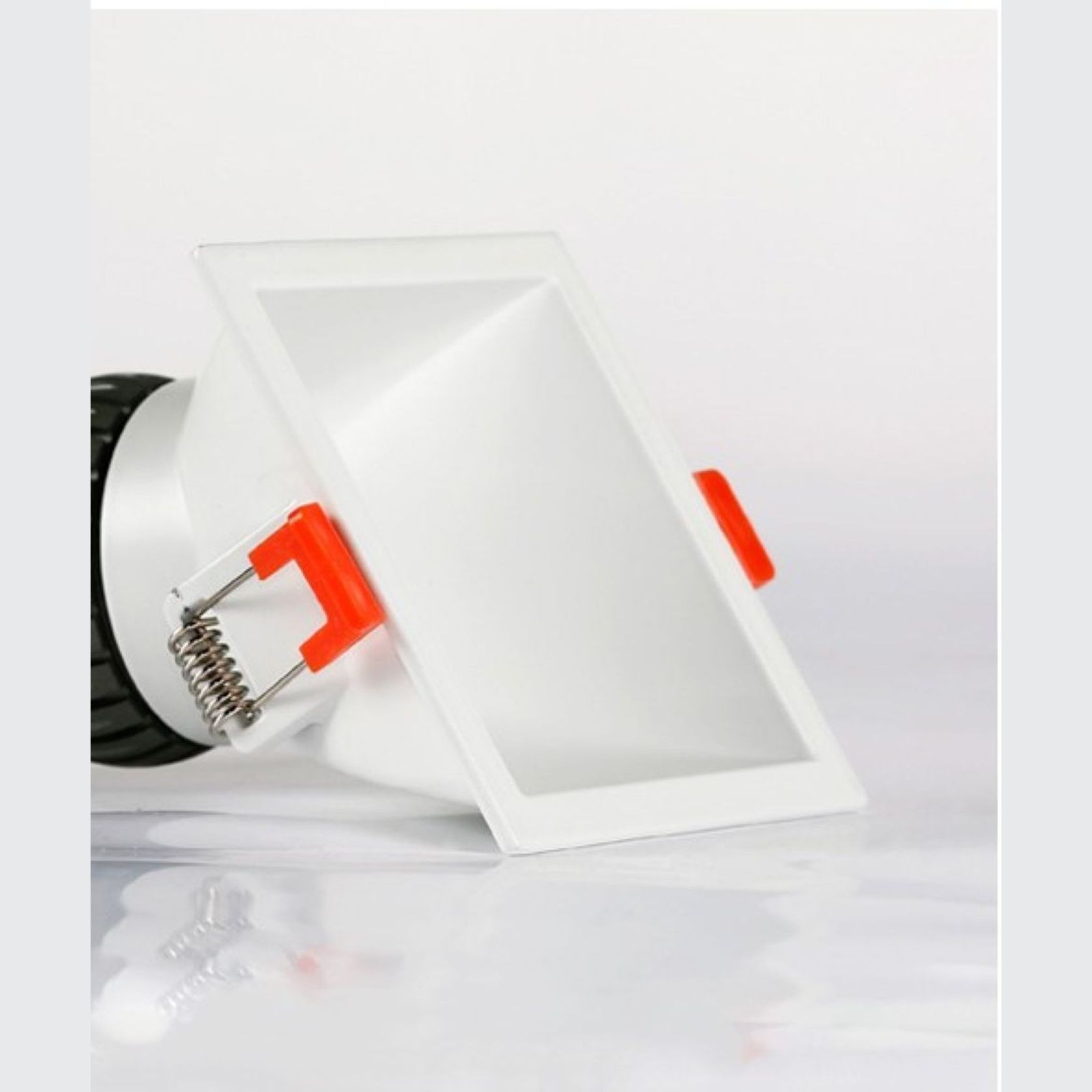 asymmetrical downlight