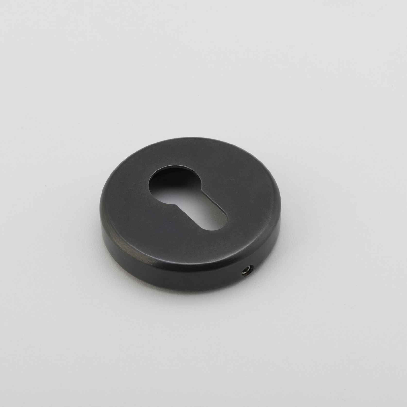 Streaker Round Escutcheon Euro gallery detail image