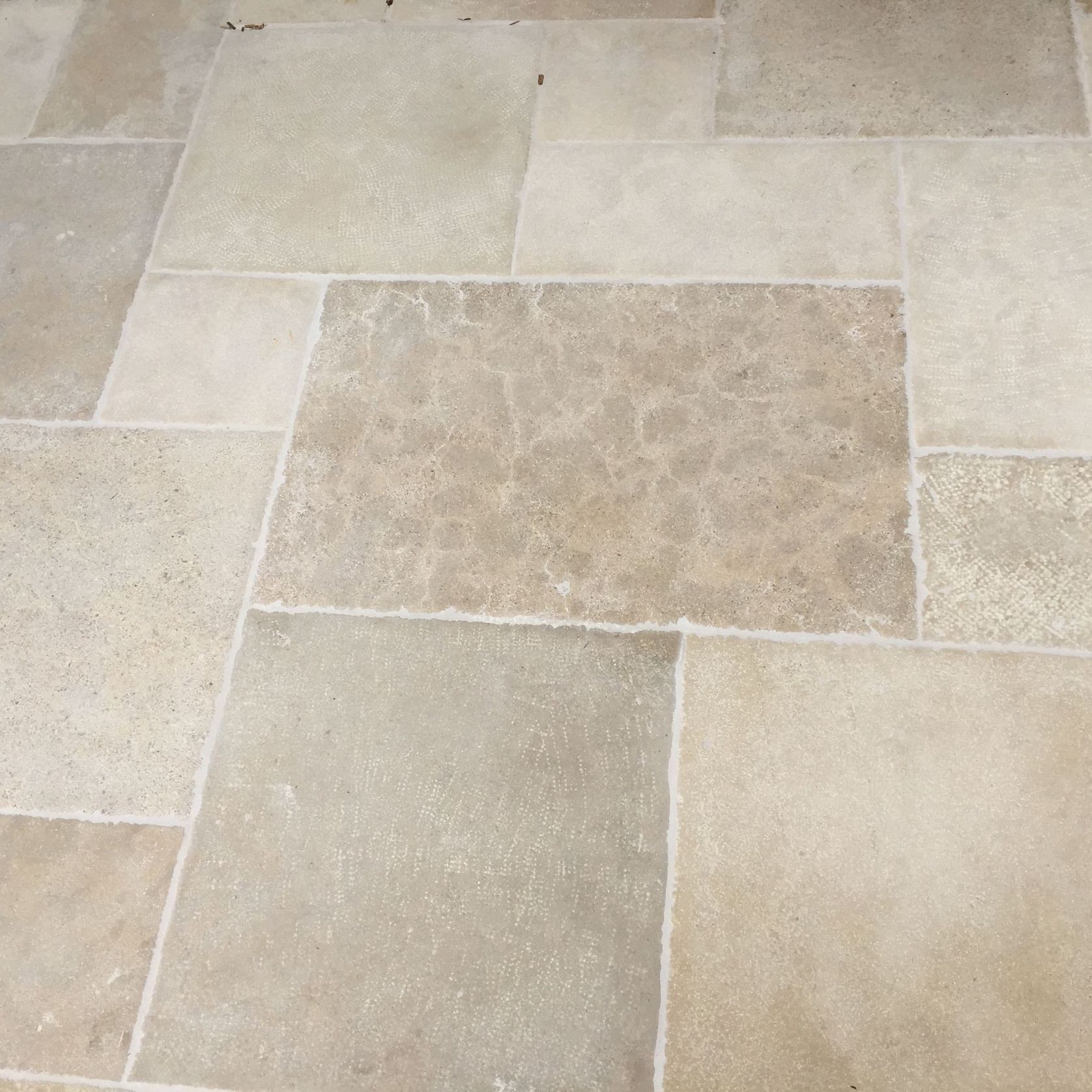 Lipari (Distressed Limestone) gallery detail image