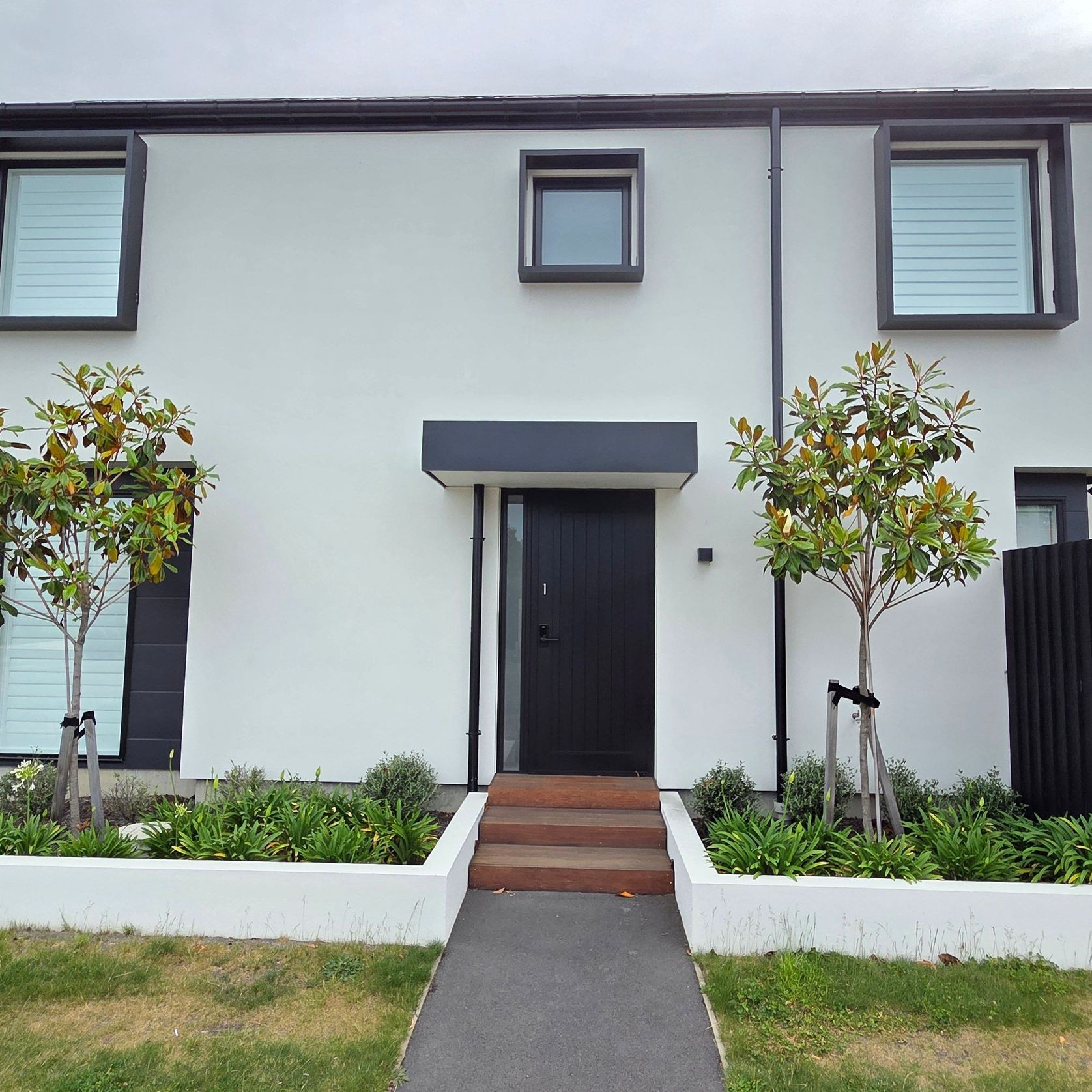 10TV Aluminium Modern Entrance Doors gallery detail image