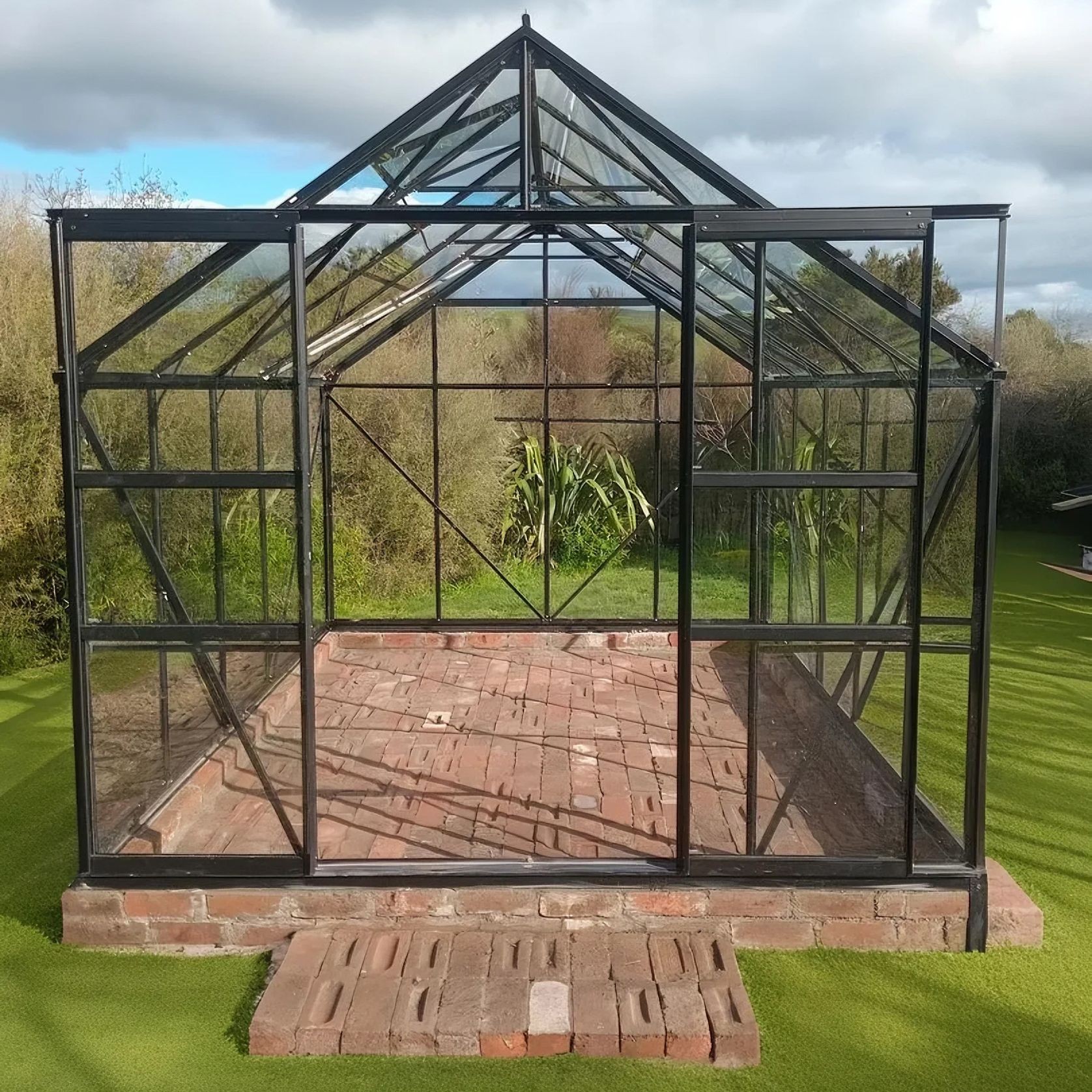 Glasshouse 4mm Toughened Glass 2570 x 3210 x 2320mm gallery detail image