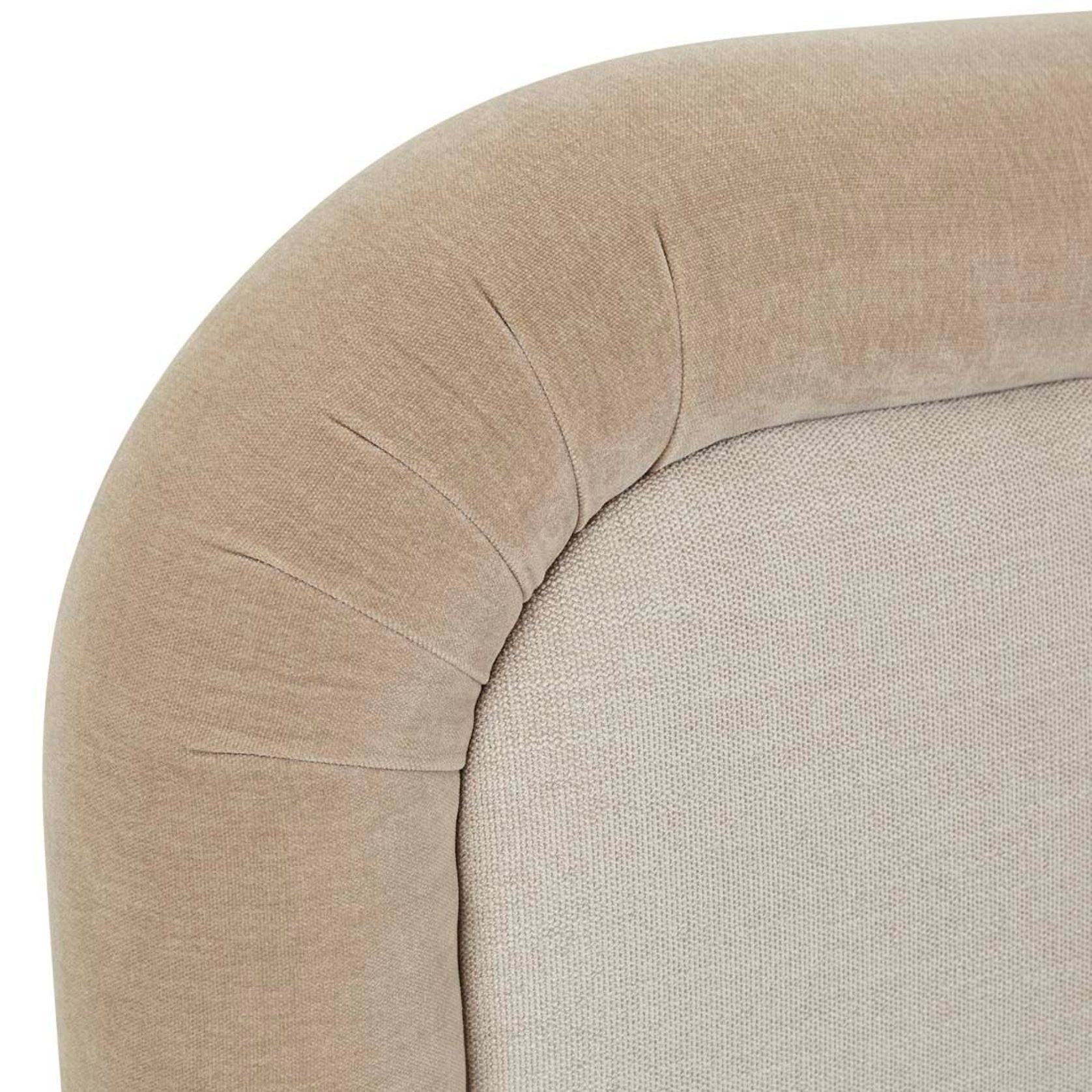 Almos Chubby Bedhead gallery detail image