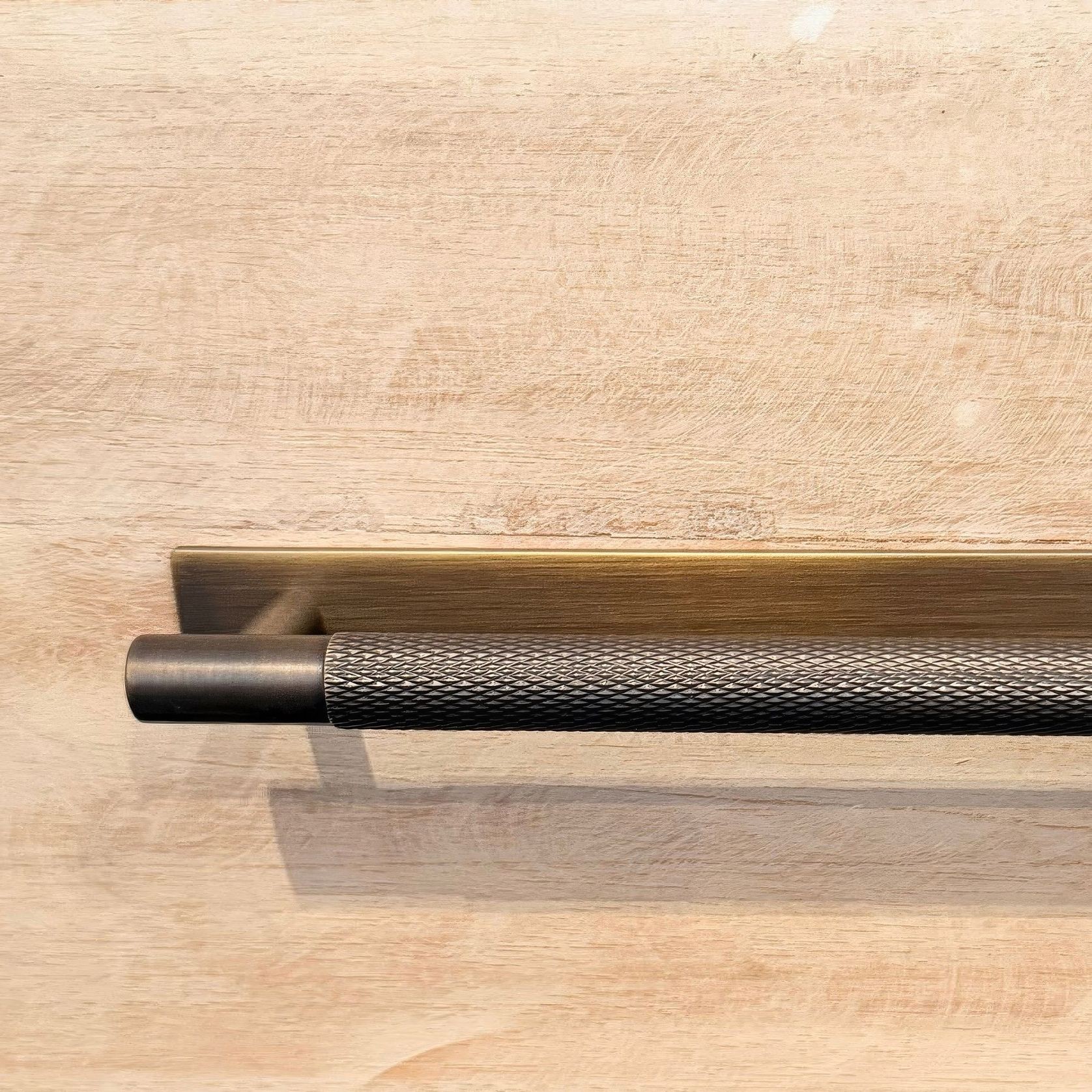 Seville 4043 Mardeco Solid Brass Knurled Handle gallery detail image