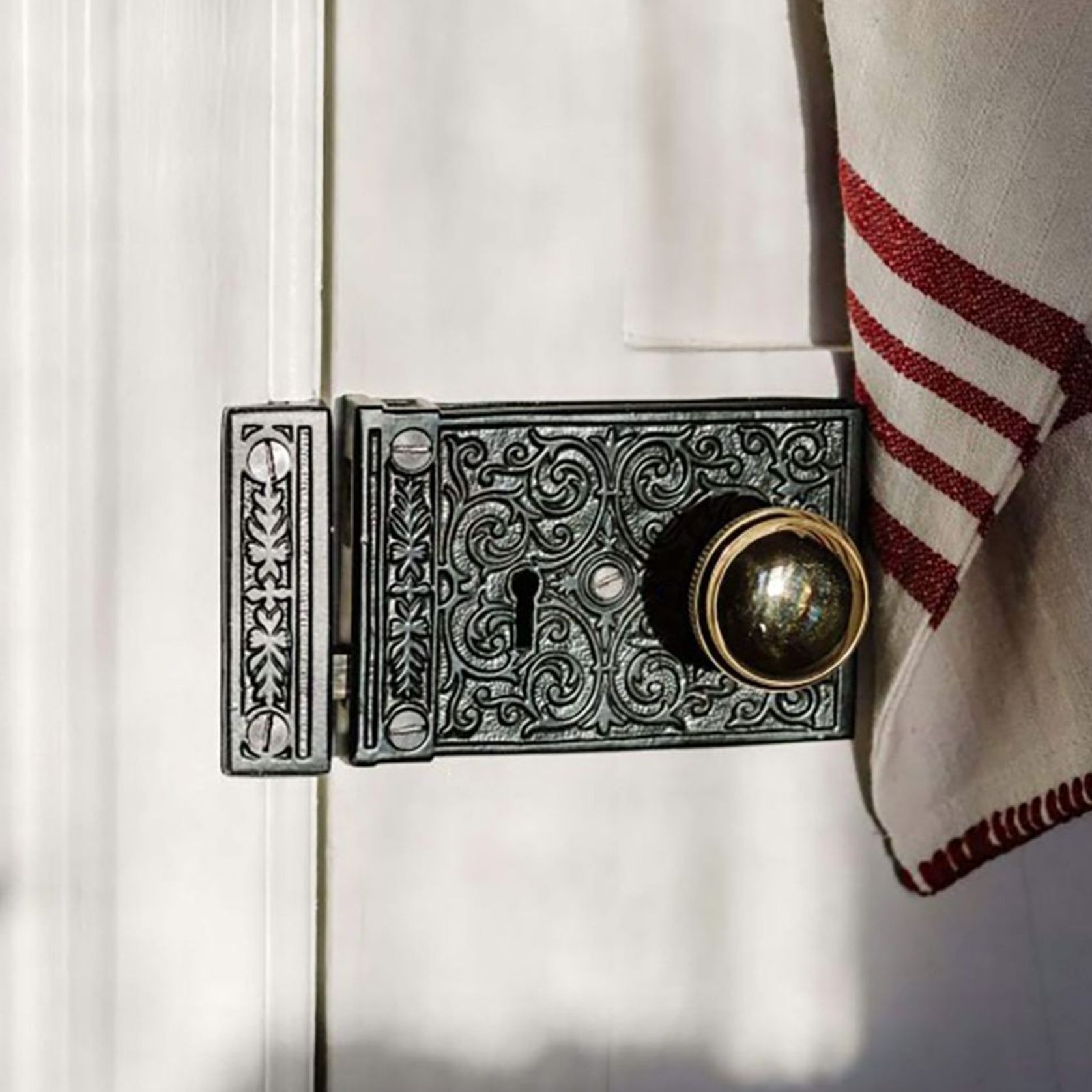 Tradco Ornate Rim Lock Matt Black gallery detail image