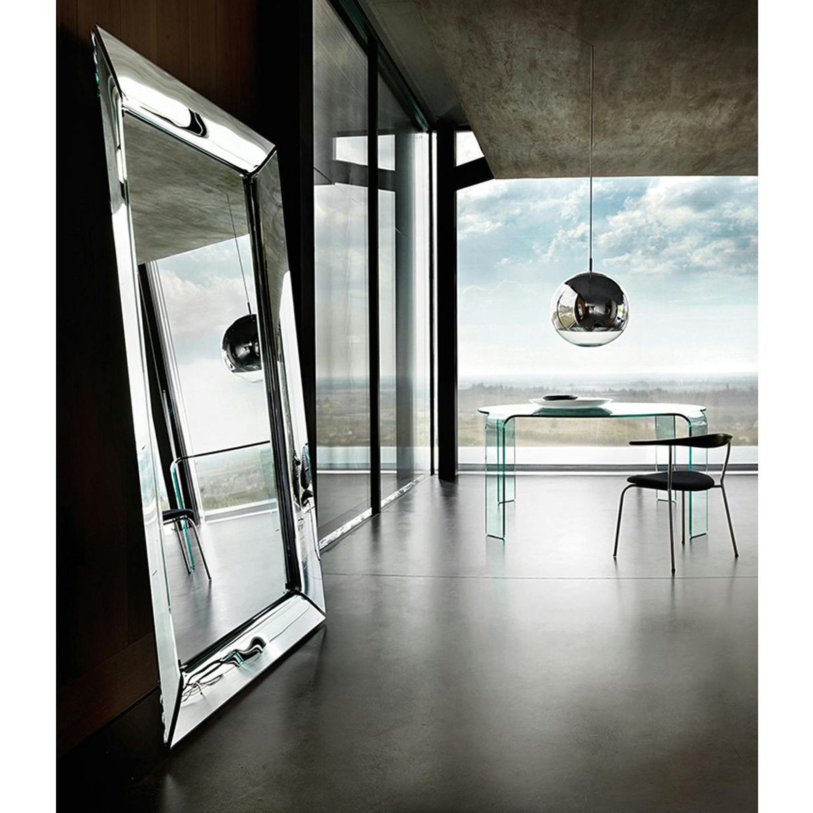 Caadre Mirror - Silver gallery detail image