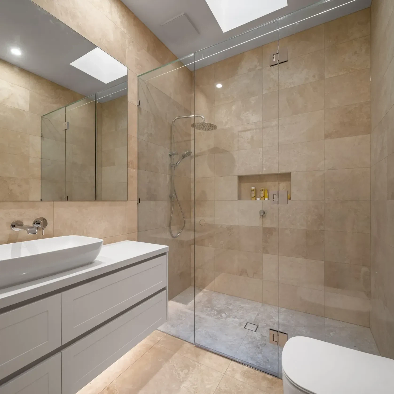 Tuscan Cross Cut Filled & Honed Travertine Tiles gallery detail image