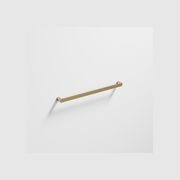 Lineare 825 Horizontal Heated Towel Rail gallery detail image