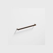 Lineare 825 Horizontal Heated Towel Rail gallery detail image