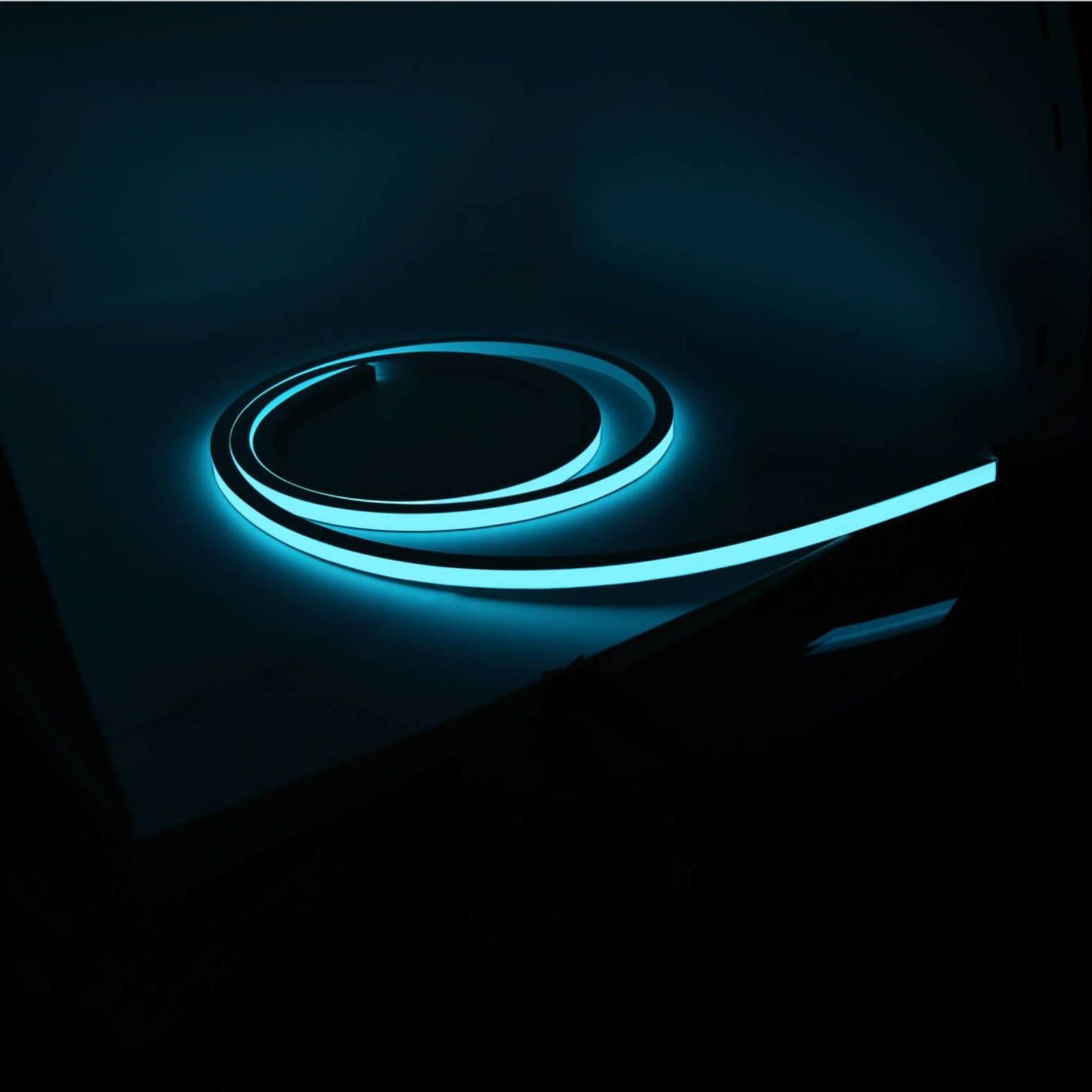 Mamba Snake Light gallery detail image