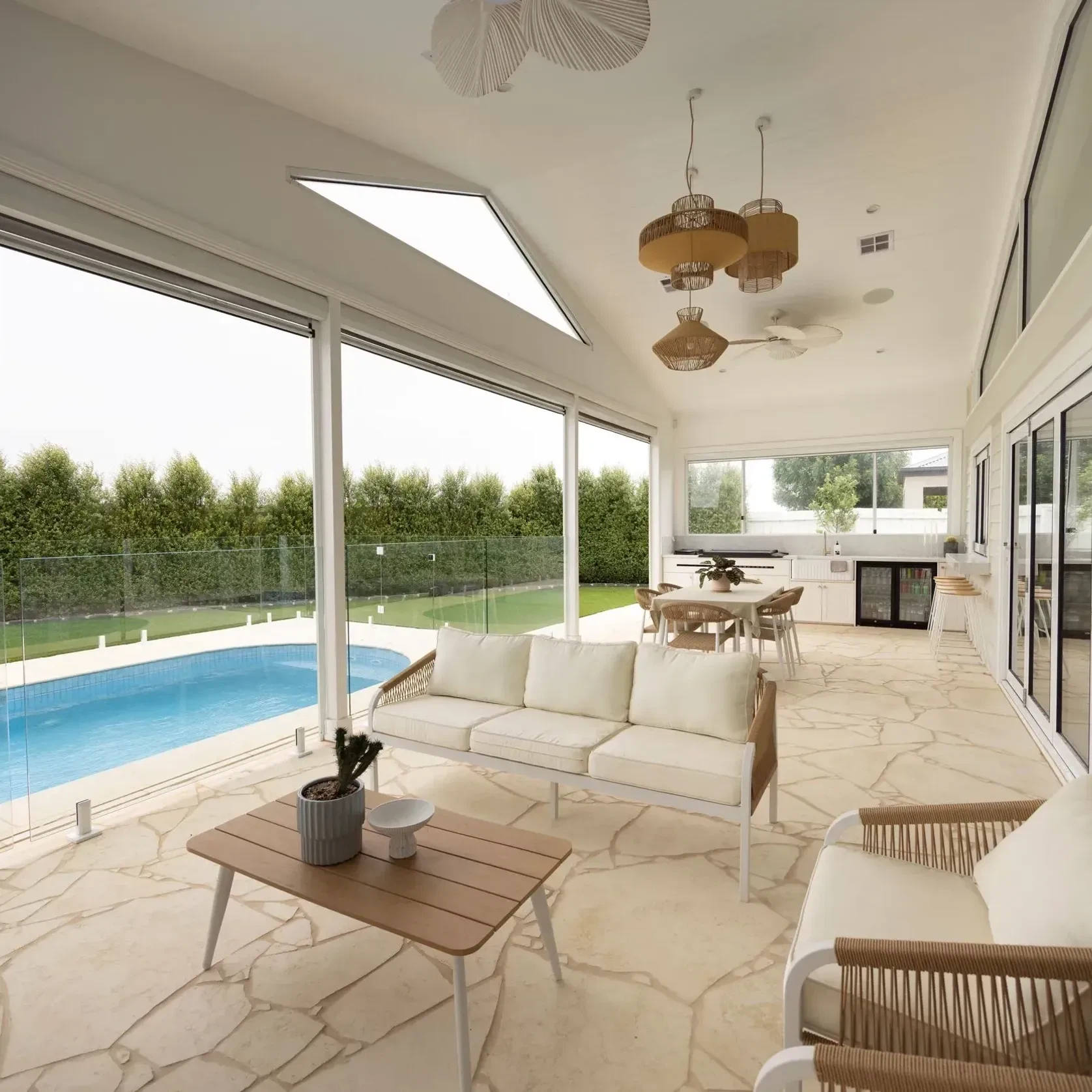 Crema Novelda Sandblasted Limestone Crazy Paving gallery detail image