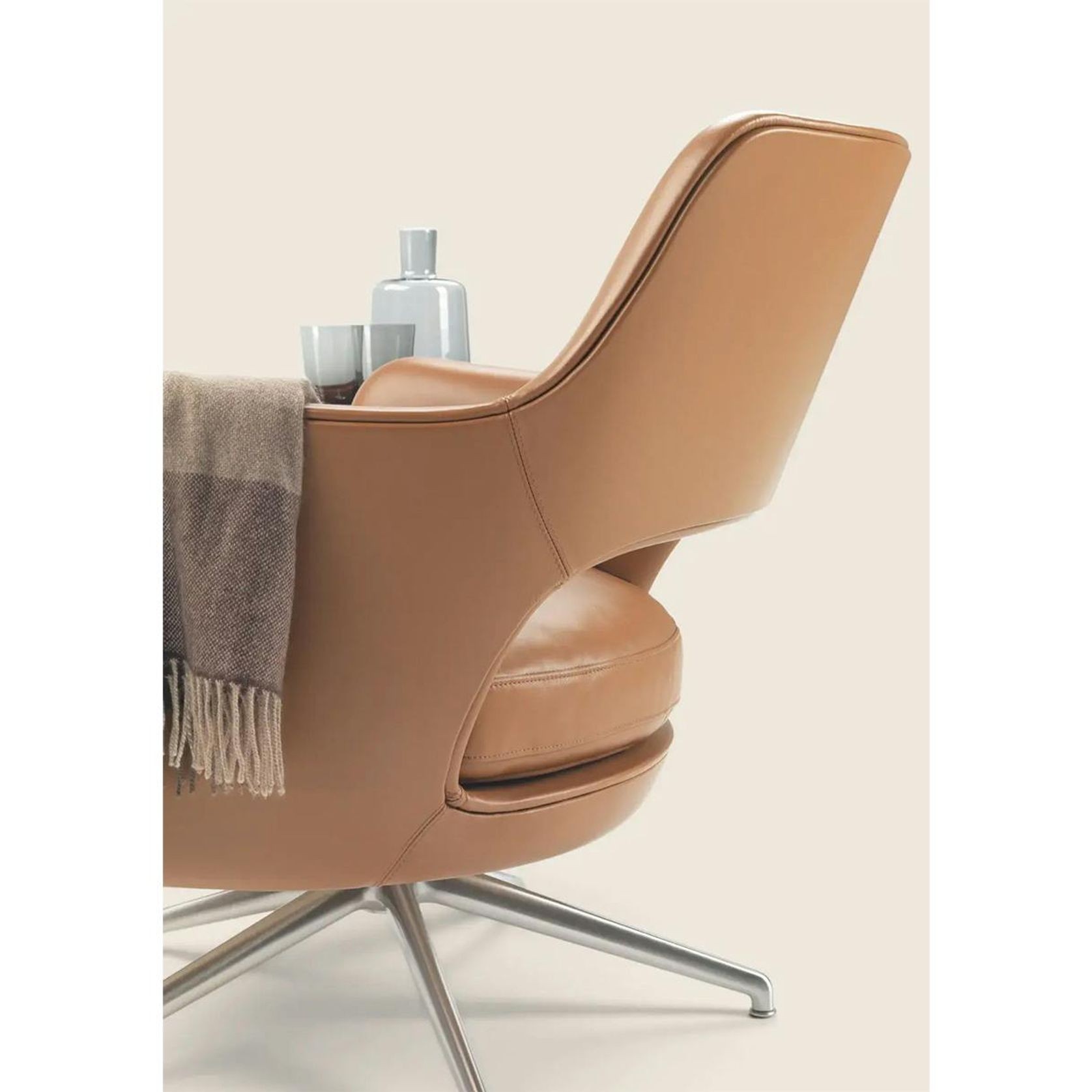 Eliseo Armchair By Flexform gallery detail image