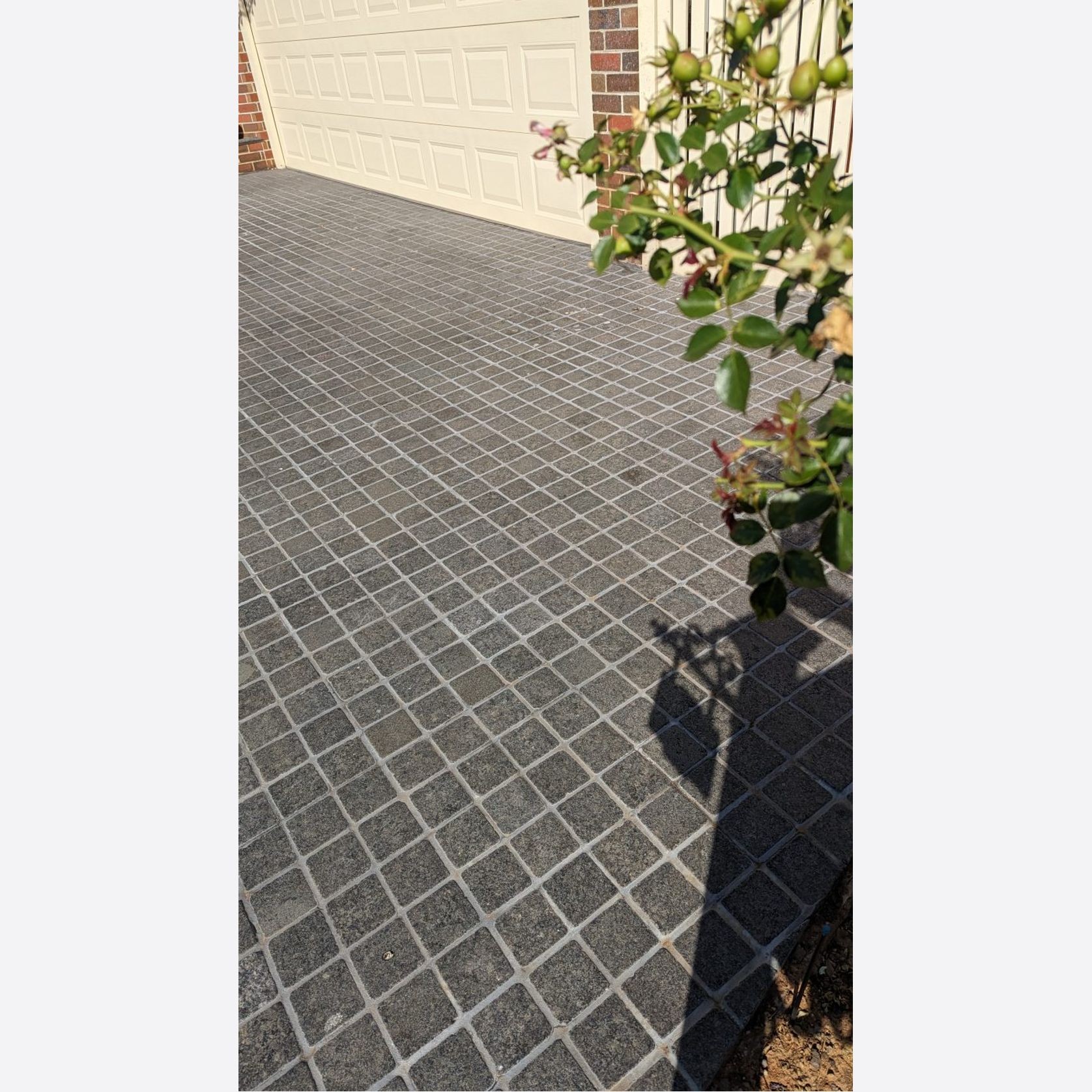 Impala Black Tumbled Granite Cobblestones gallery detail image