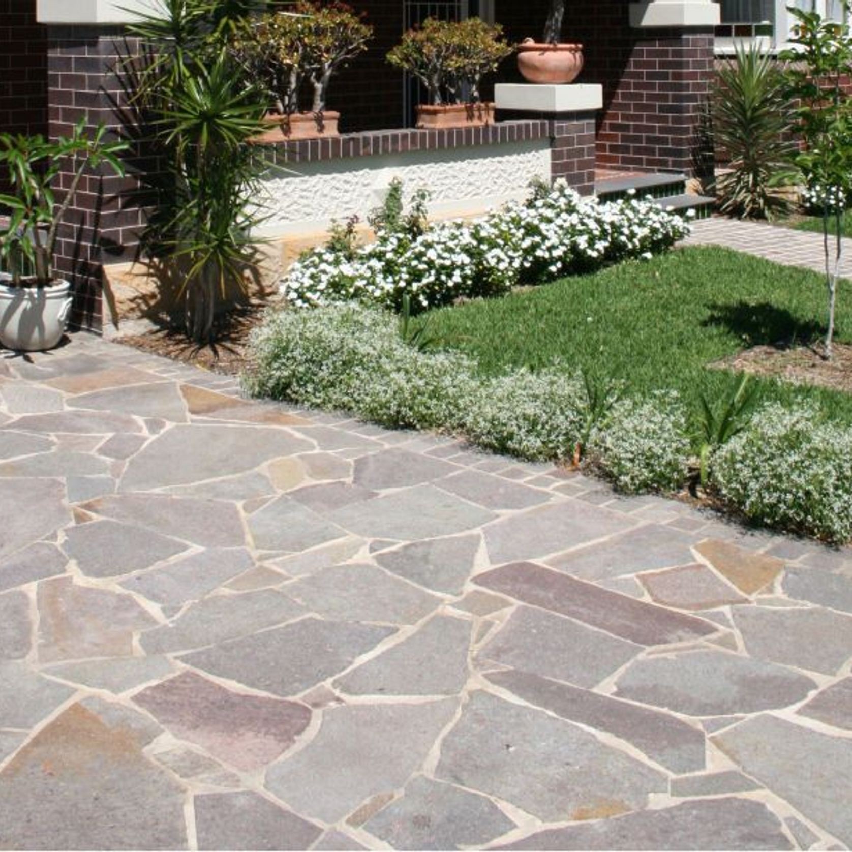 Italian Porphyry Crazy Paving gallery detail image