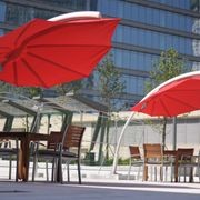 Umbrosa Icarus Cantilever Umbrella gallery detail image