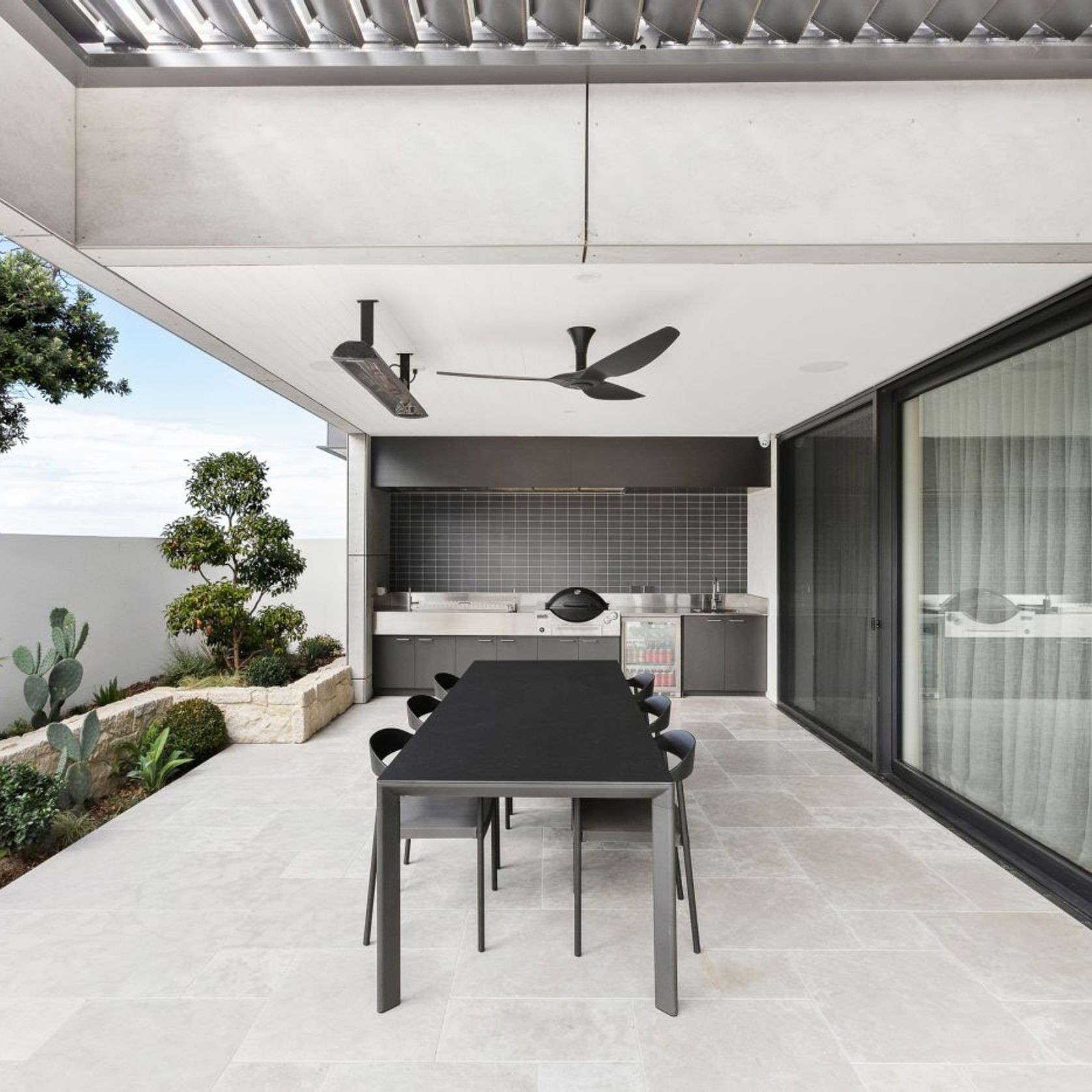 Maddison Tumbled Limestone Tiles gallery detail image