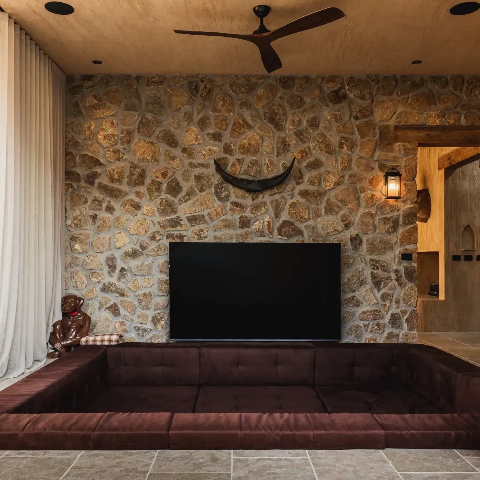 Sierra Limestone Pool Coping gallery detail image