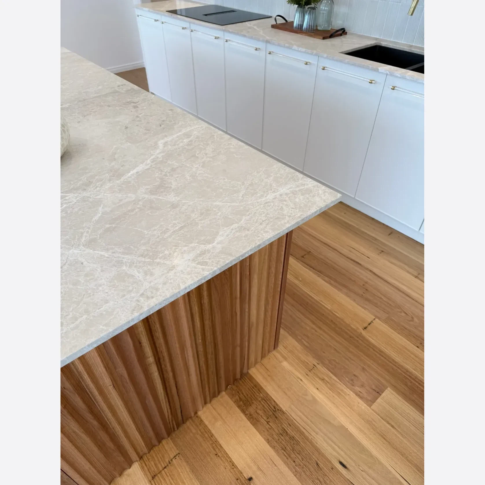 Papillon Limestone Benchtop gallery detail image