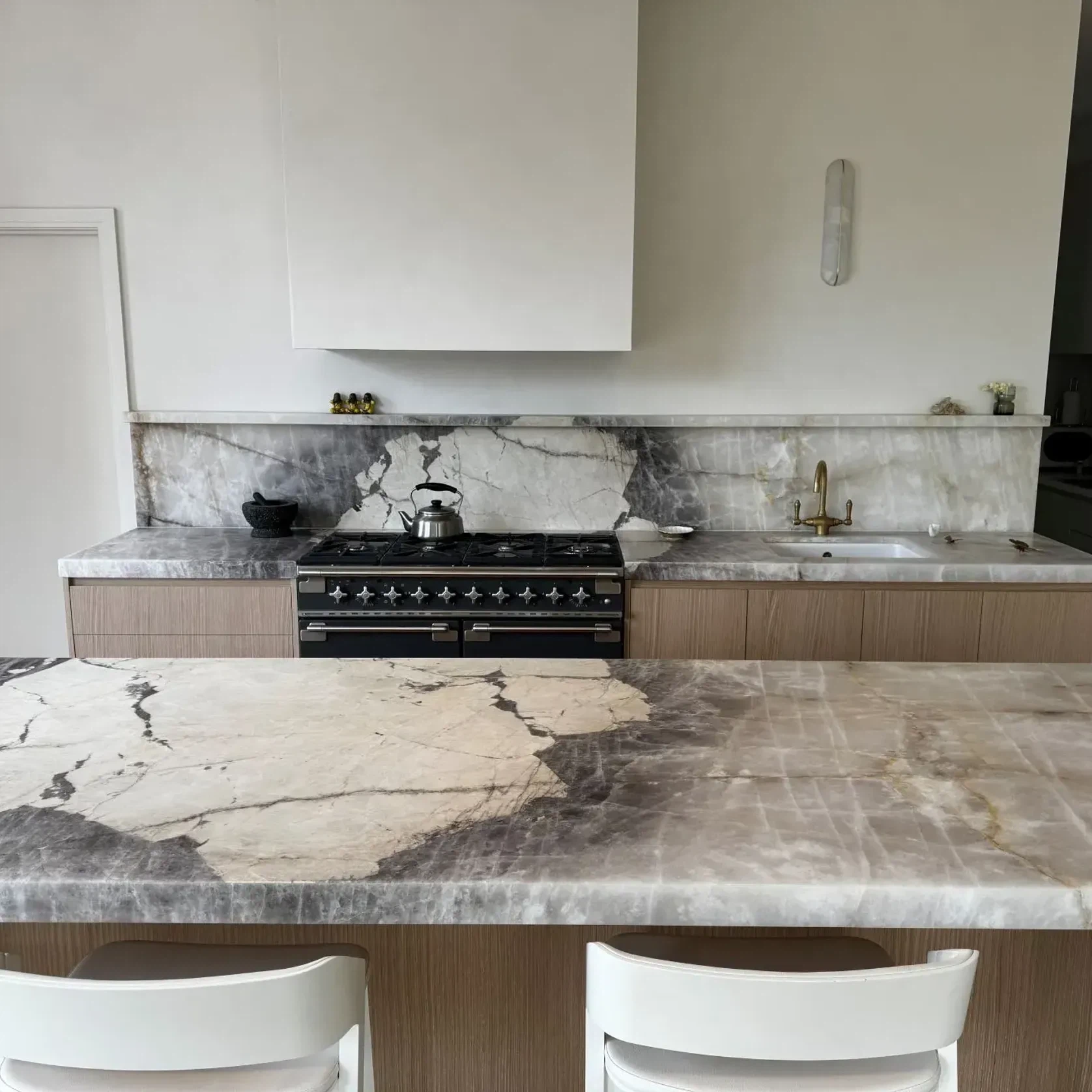 Patagonia Exotic Quartzite Benchtop gallery detail image