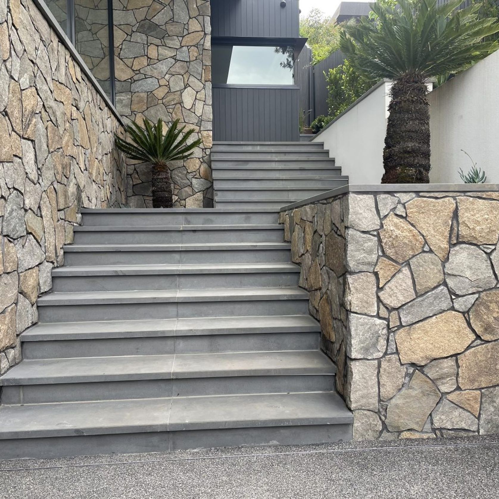 Premium Bluestone Pool Coping gallery detail image