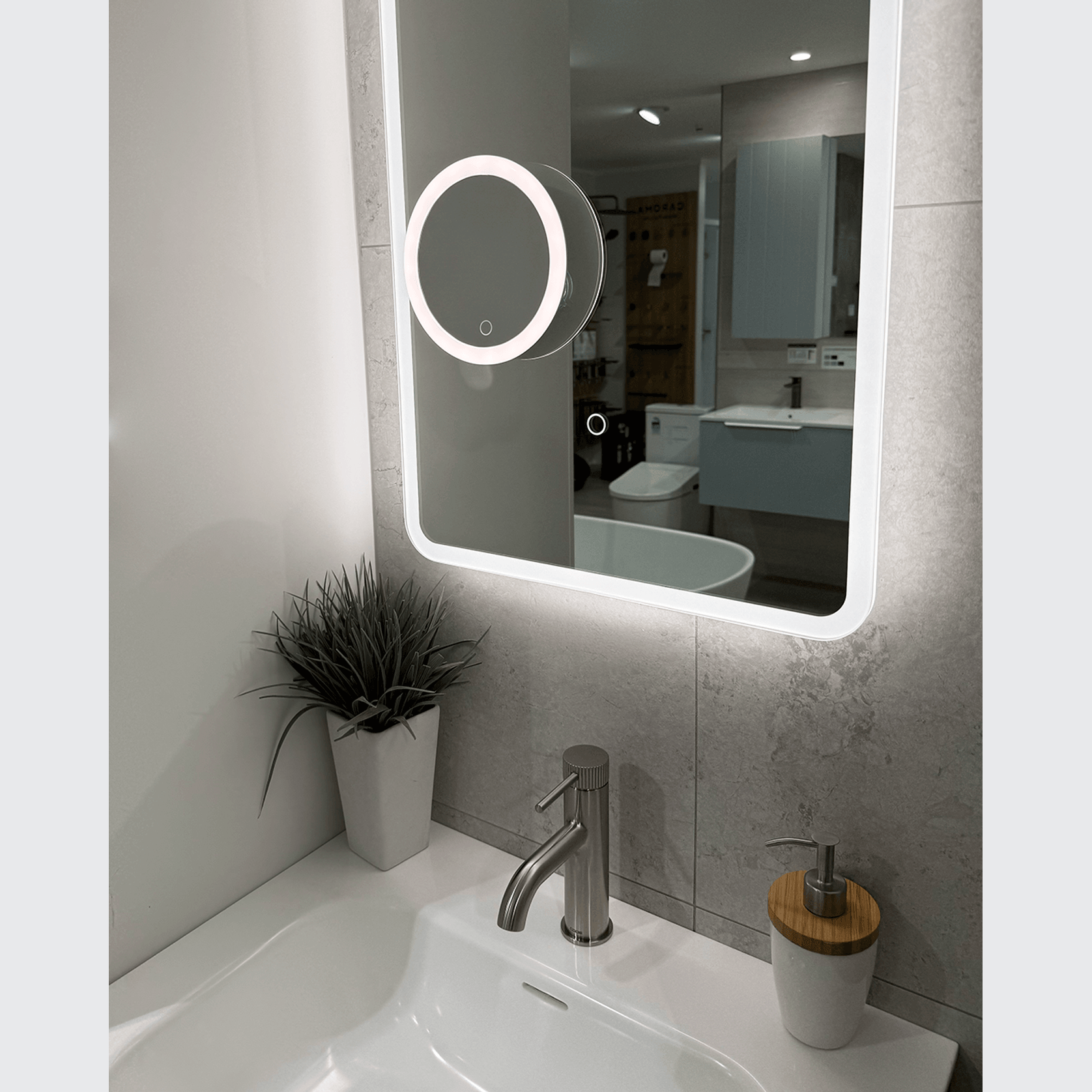Pavia Mini LED Makeup Mirror gallery detail image