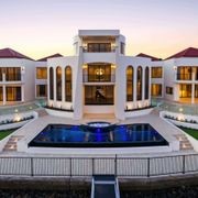 Sinai Pearl Sandblasted Limestone Pool Coping gallery detail image