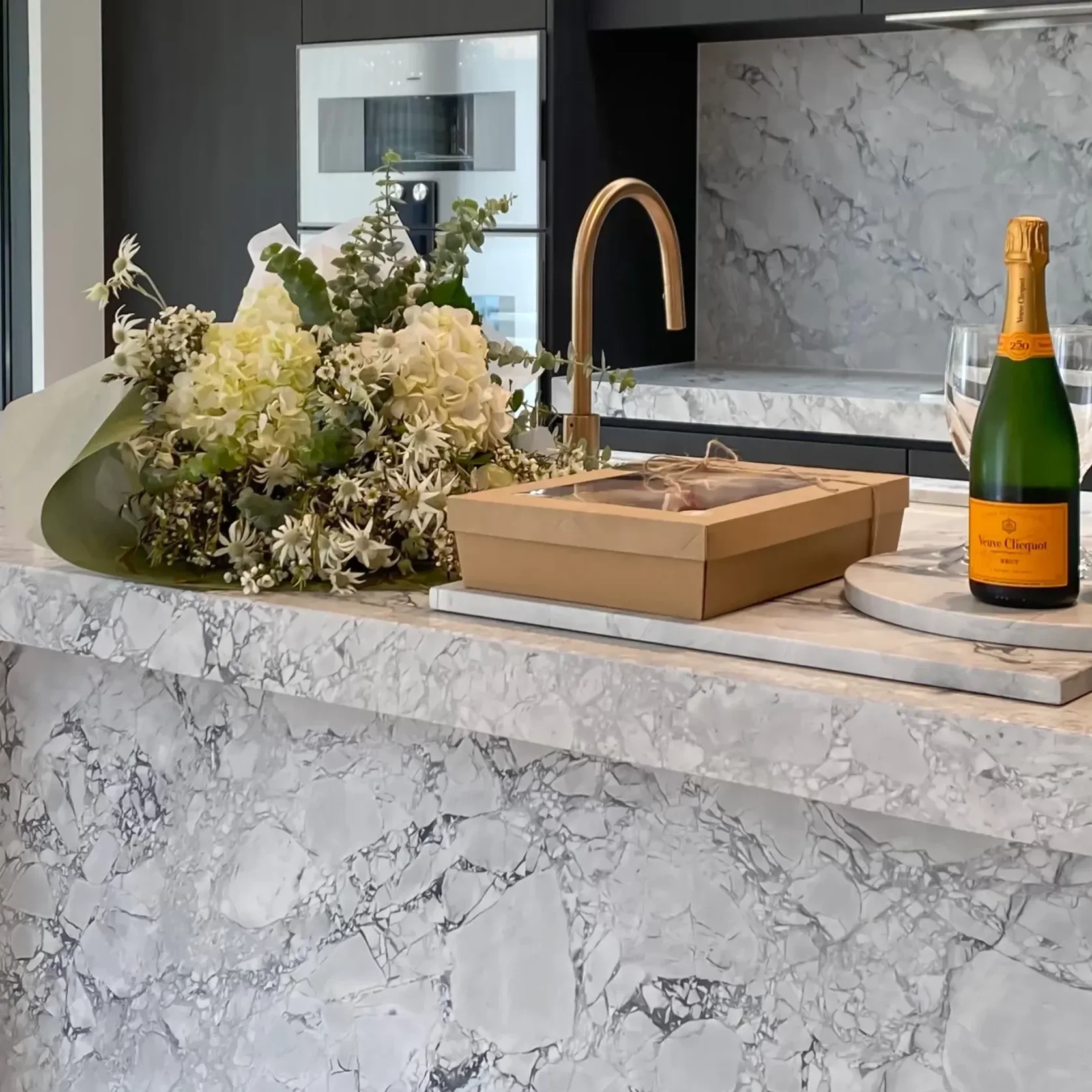 Super White Dolomite Benchtop gallery detail image