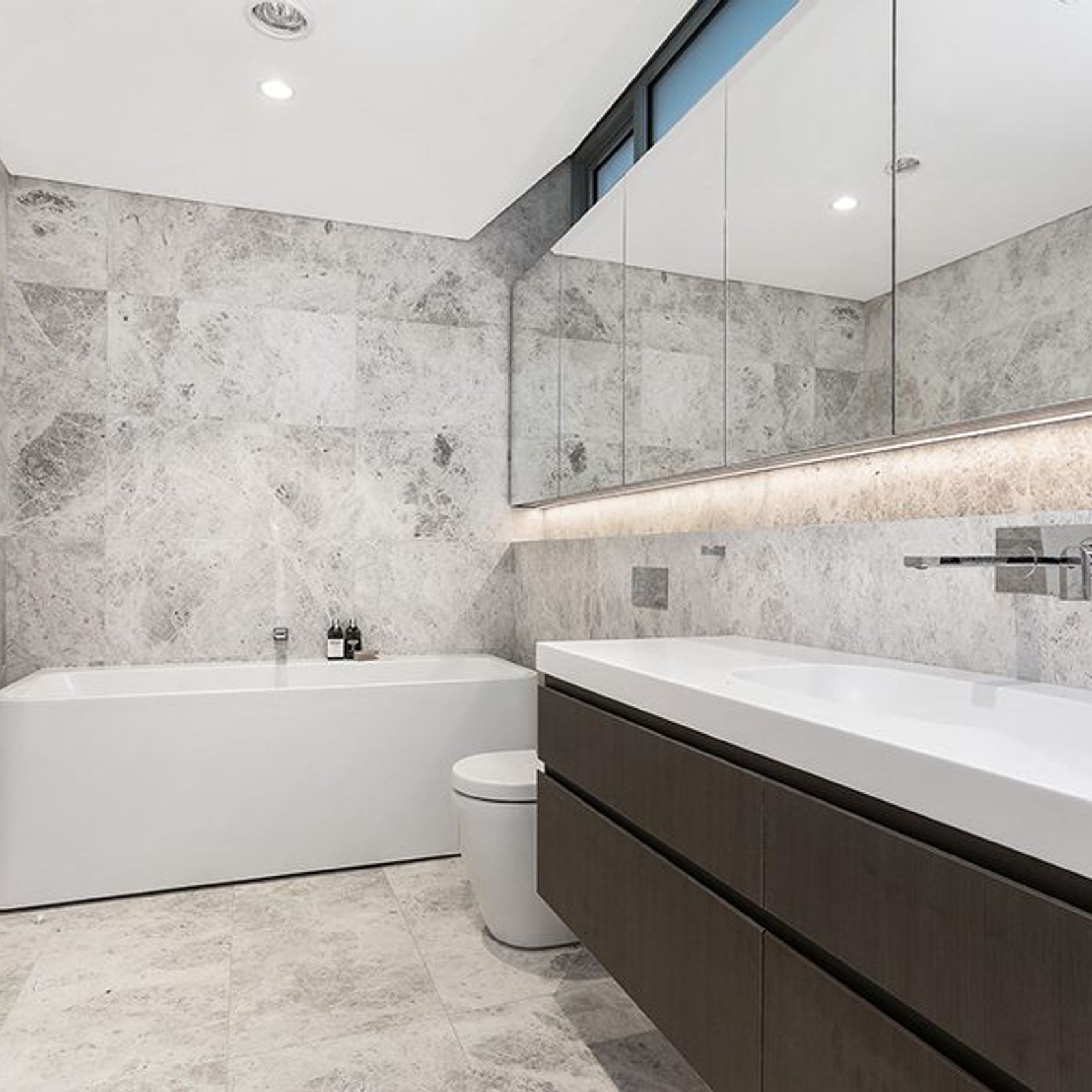 Tundra Light Honed Limestone Tiles gallery detail image