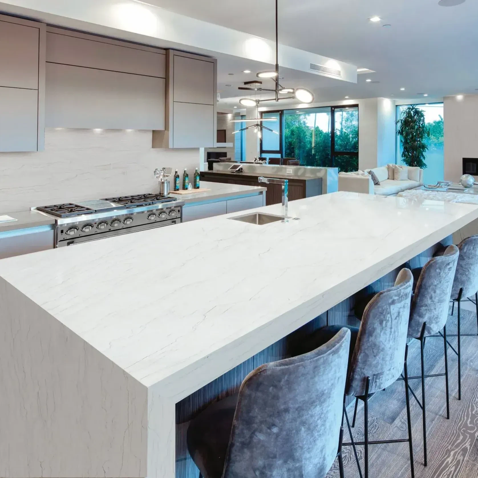 White Lux Quartzite Benchtop gallery detail image