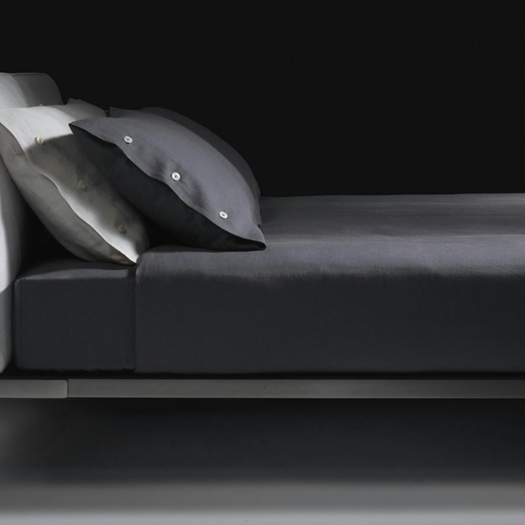 Lifesteel Bed By Flexform gallery detail image
