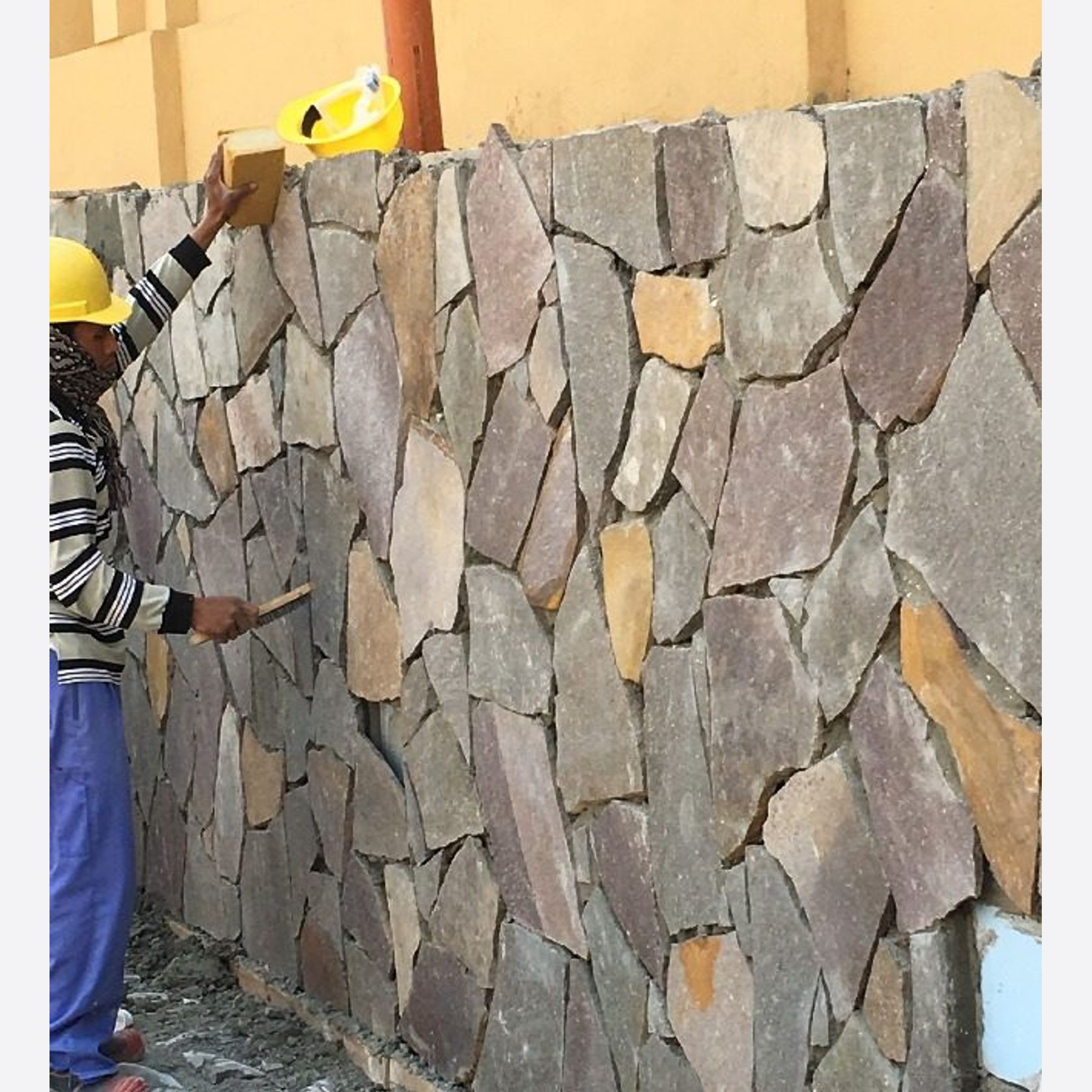 Italian Porphyry Crazy Paving gallery detail image