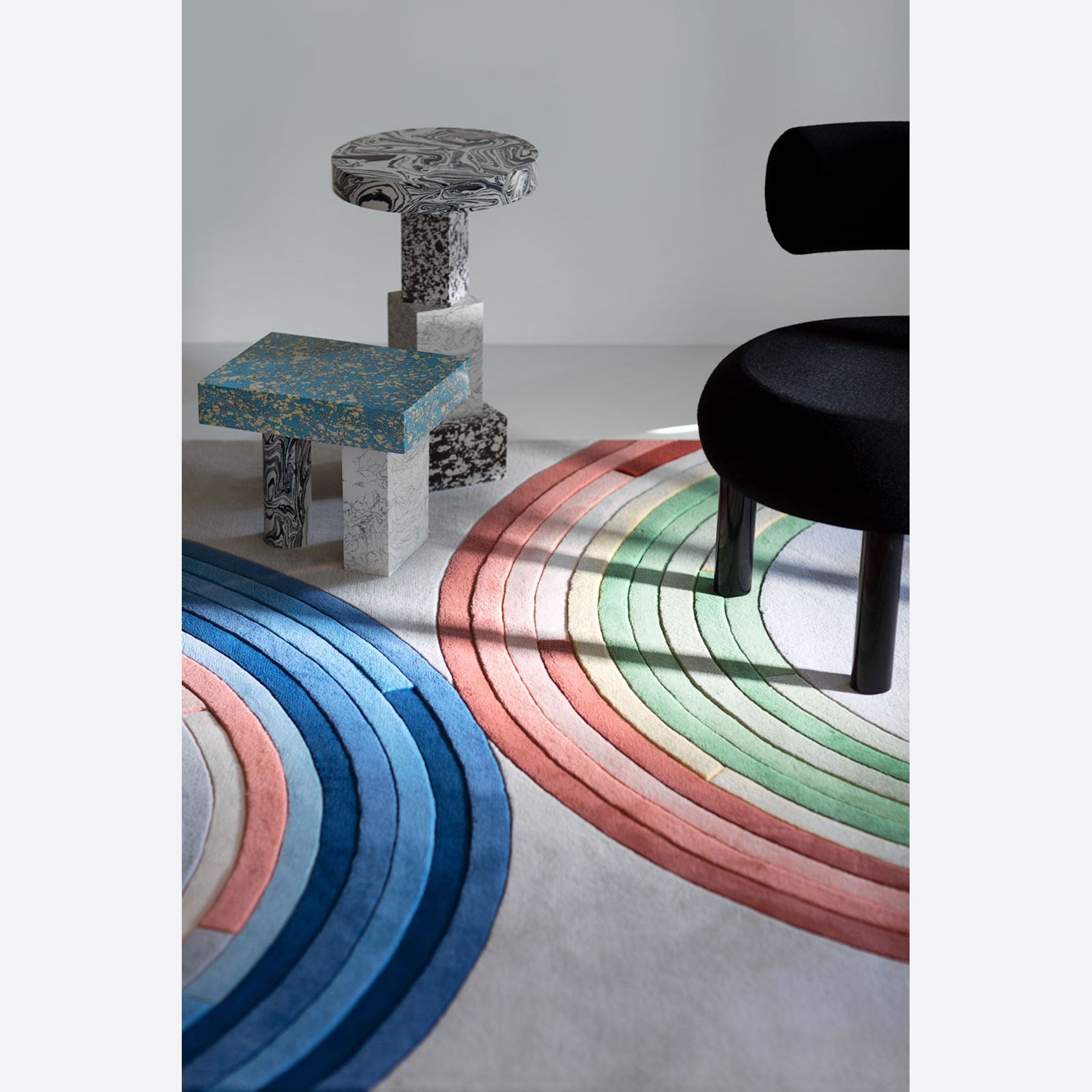 Magnetic gallery detail image