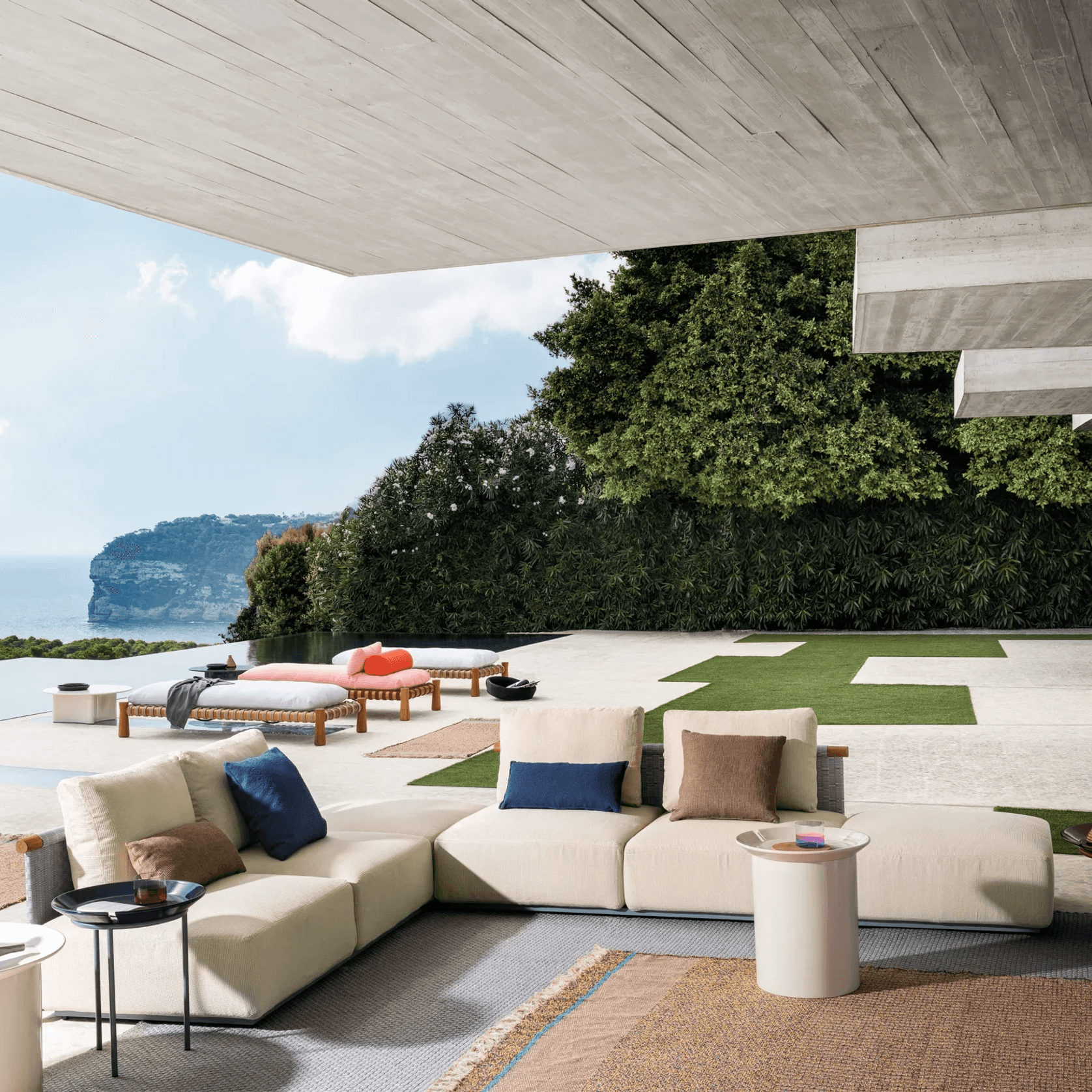 Brise coffee table gallery detail image