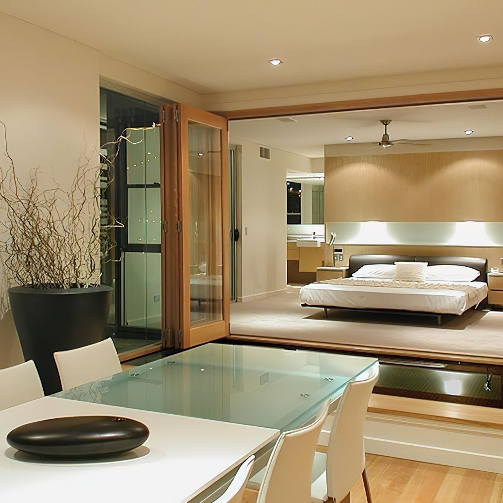 Centor E2i Folding Door System Hardware gallery detail image