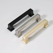 Melton Classic Hamptons Cabinet Handles gallery detail image