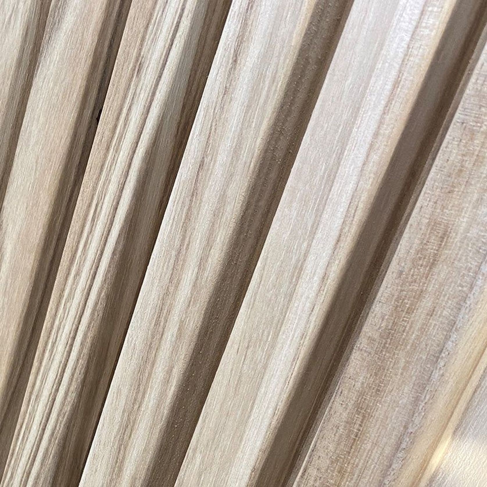WOODFLEX Outdoor & Indoor Solid Hard Wood Slat Wall & Ceiling Cladding - Oak - 2700mm x 560mm gallery detail image