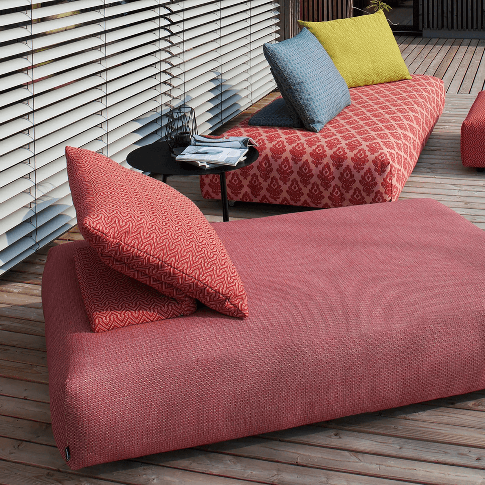 Iwan Outdoor Sofa gallery detail image
