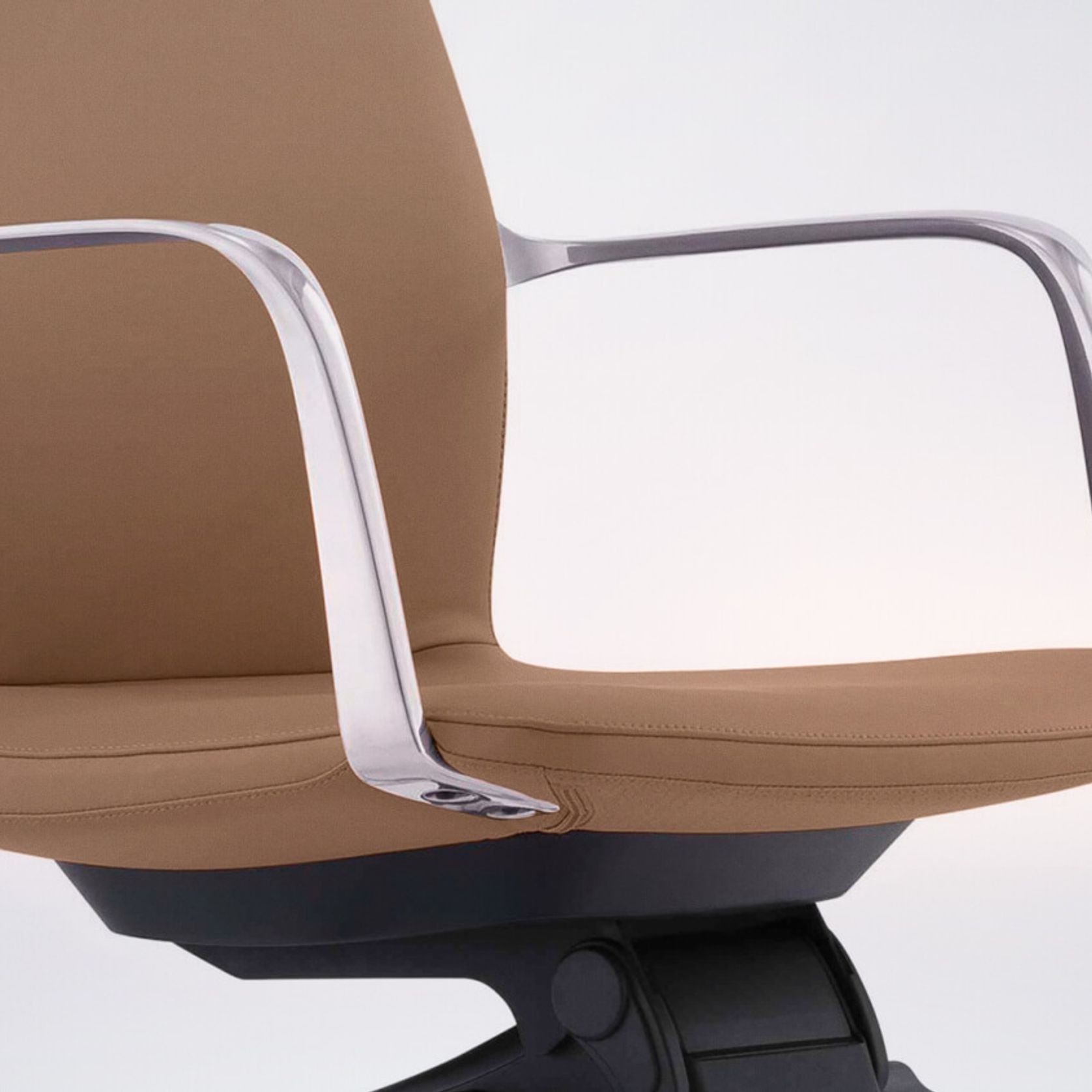 Acacia Exec 16 gallery detail image