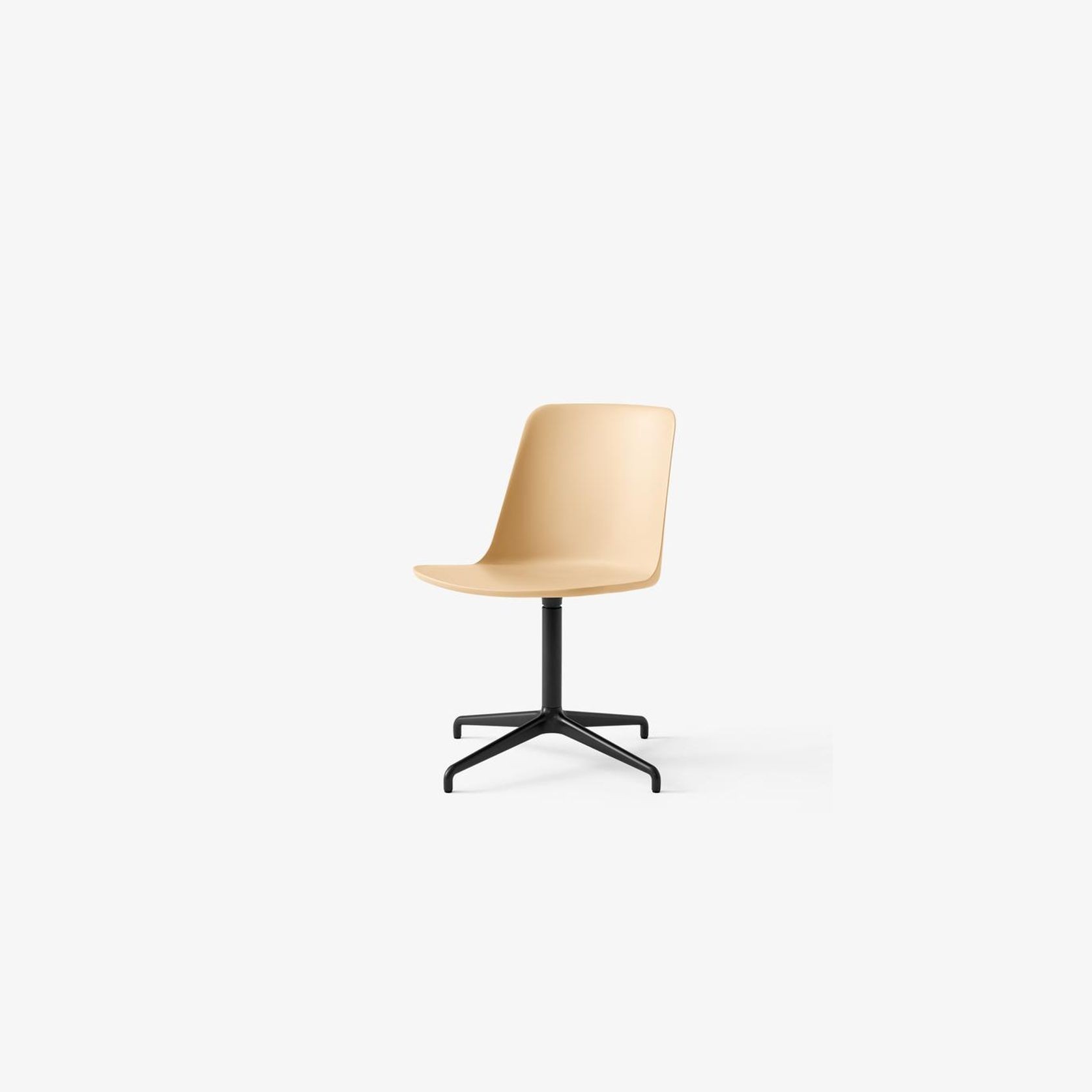 Rely HW11 Chair by &Tradition gallery detail image