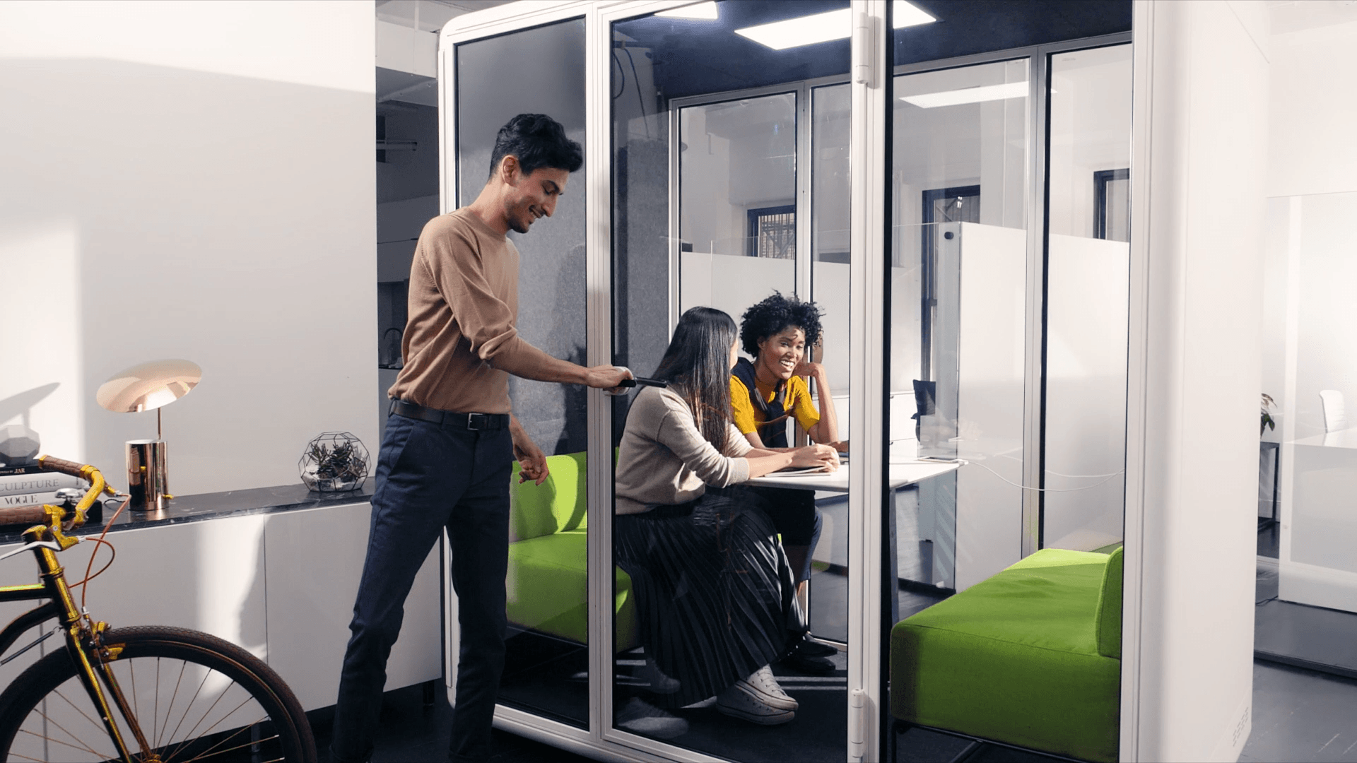 Kolo Solo Acoustic Pod gallery detail image
