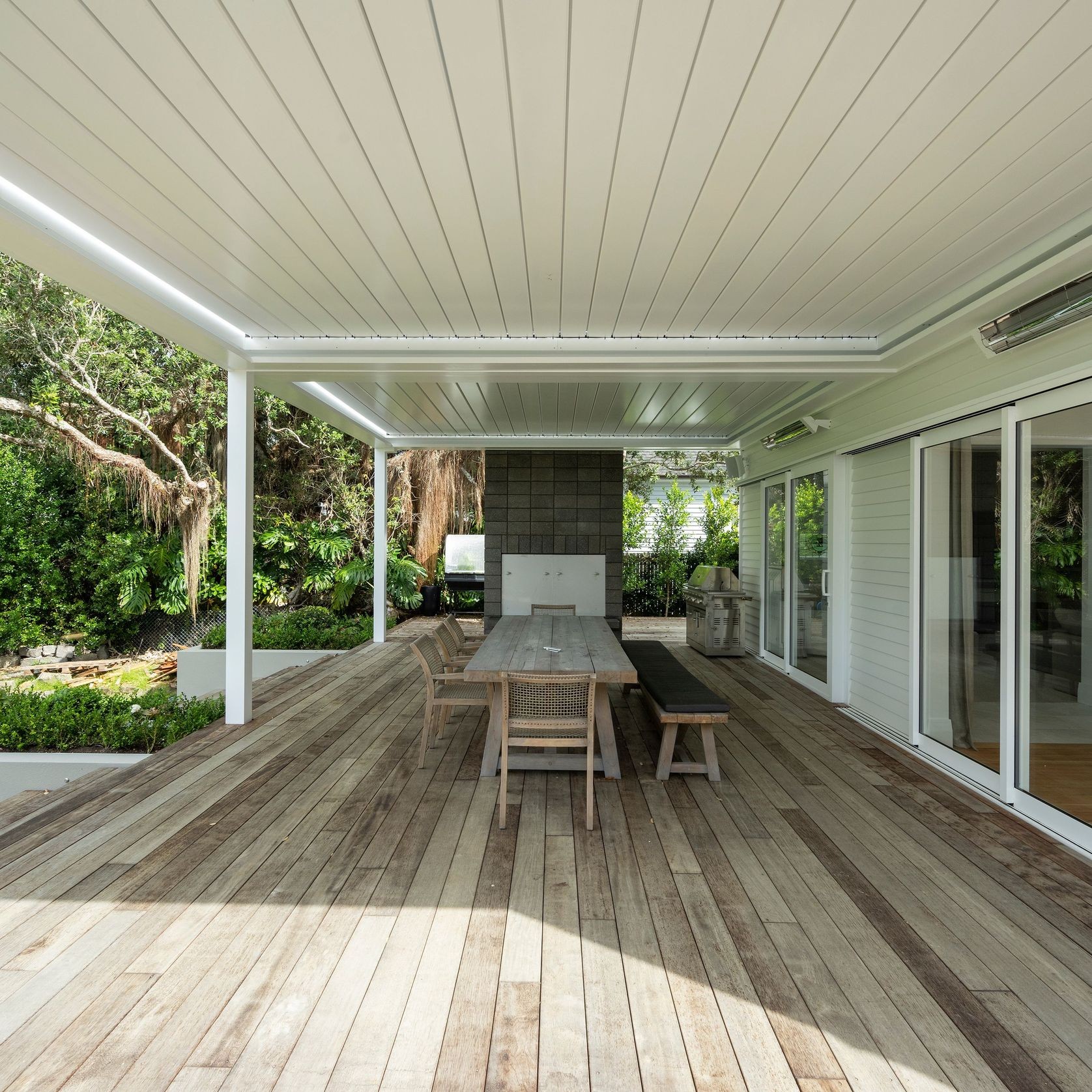 Louvretec Retractable Opening Roofs gallery detail image