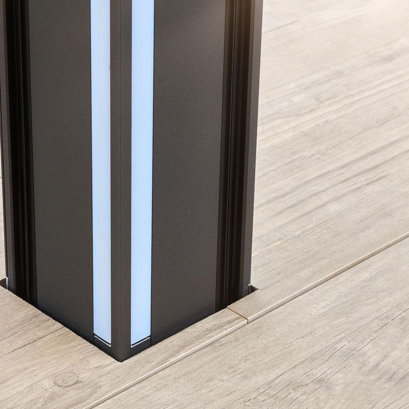 Lamaxa L60 Louvre Roof | Warema gallery detail image