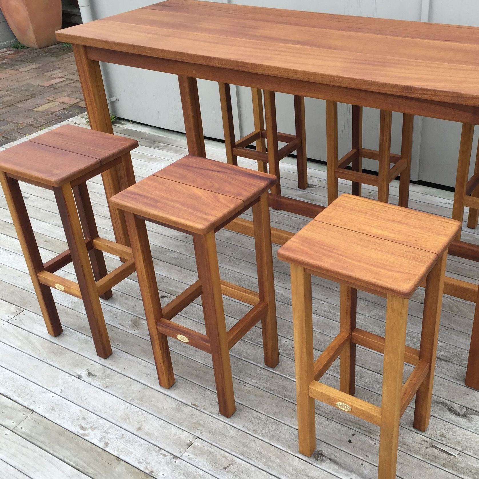 Outdoor Bar Leaner & Stools gallery detail image