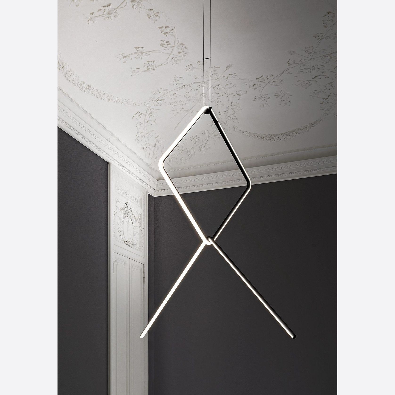 Arrangements Broken Line gallery detail image