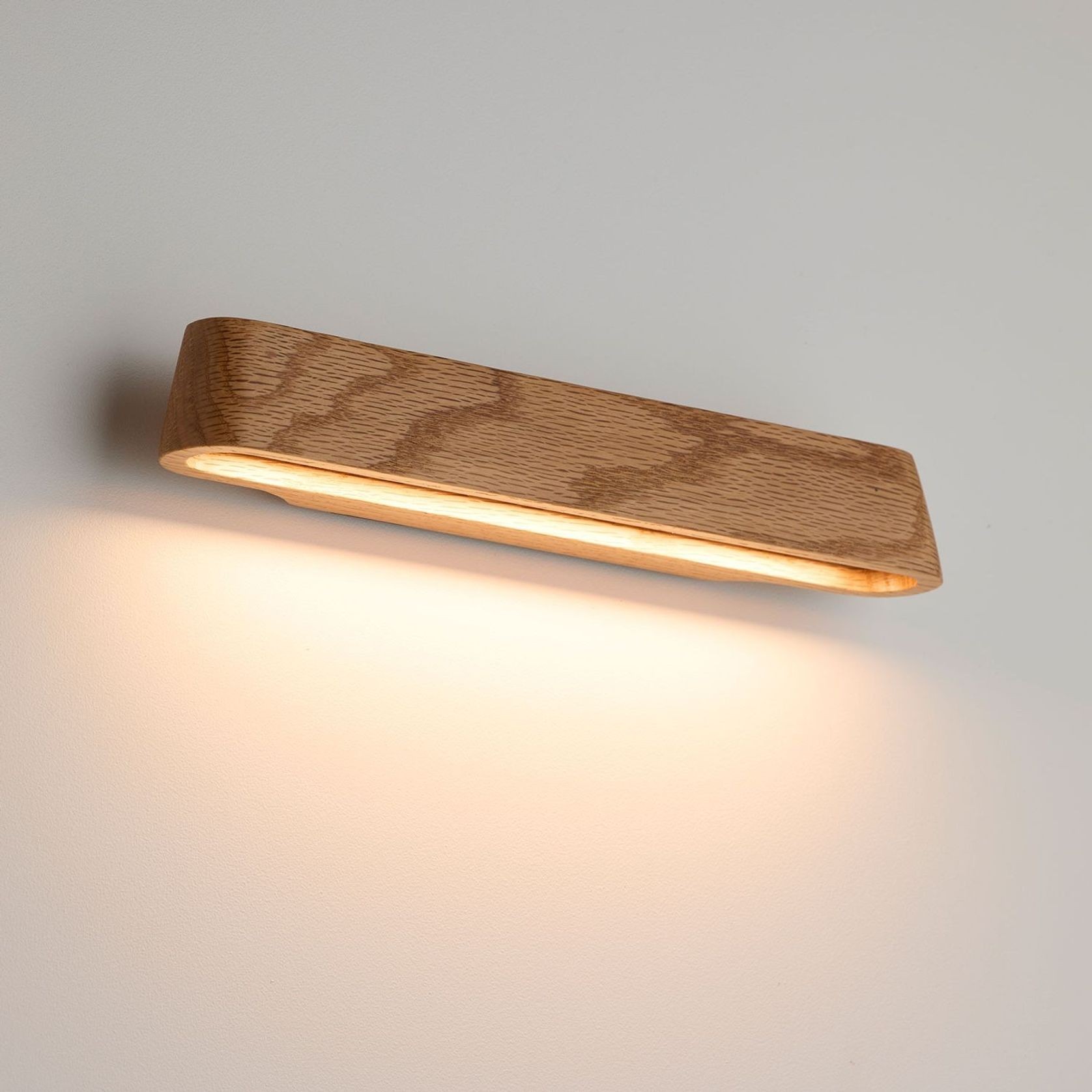 Tenn Sconce | American Oak gallery detail image