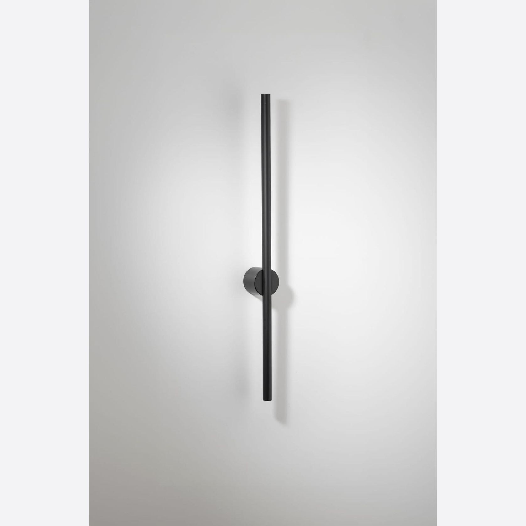 Associati Pull Handle - 600mm gallery detail image
