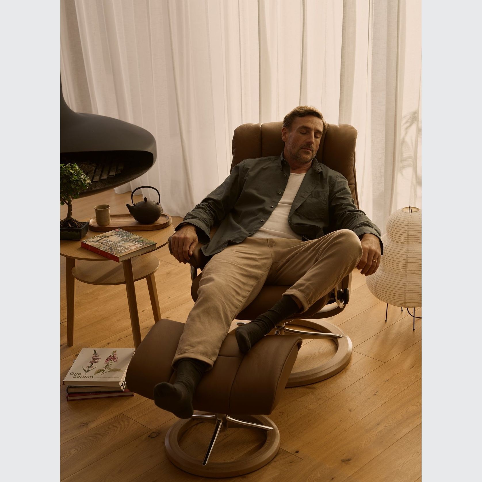 Stressless® Mayfair Signature Recliner gallery detail image