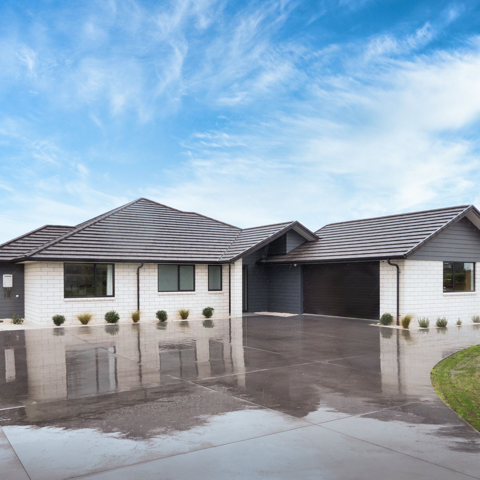 Woodgrain Colorsteel® Sectional Garage Door gallery detail image