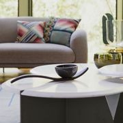 Nenuphar Bianco Carrare End Table gallery detail image