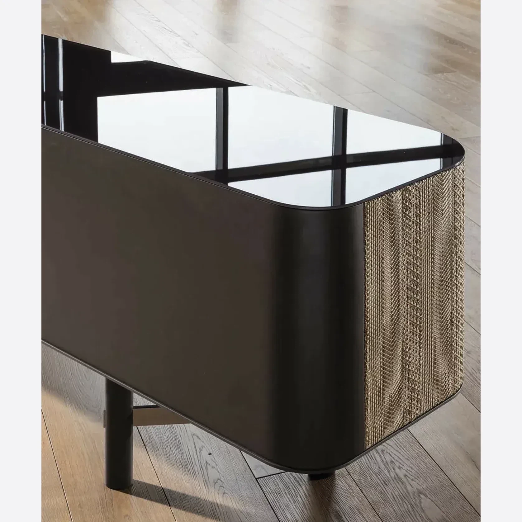 Daen sideboard gallery detail image